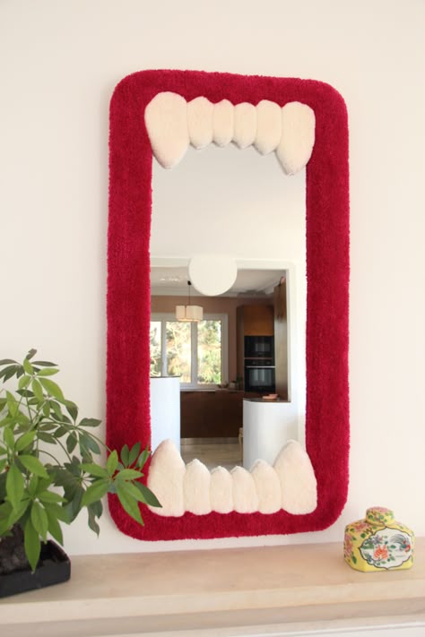 Vamp Bite Tufted Mirror Sleeve